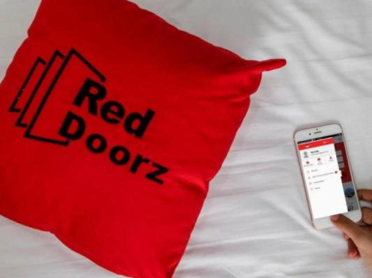 Hotel Reddoorz @ Panglima Polim 2 Jakarta Exterior foto